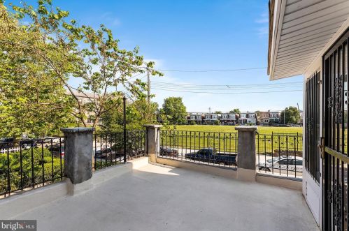 529 56th St, Philadelphia PA  19143-1925 exterior