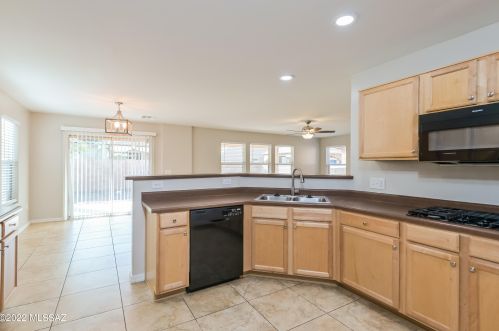 4814 Canary Grass Dr, Tucson AZ  85756-5264 exterior