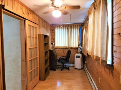 23 Sharon St, Providence RI 02908-4218 exterior