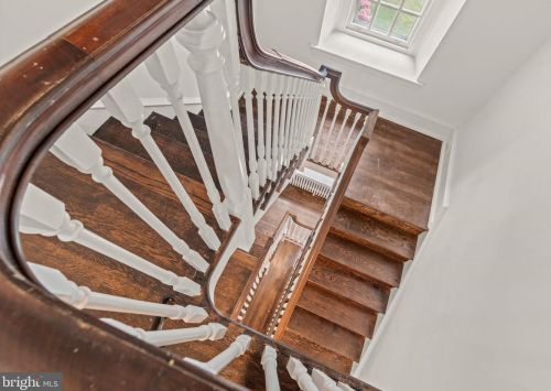 6424 City Ave, Philadelphia PA 19151-2410 exterior