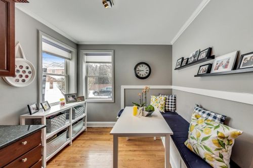 6098 Caldwell Ave, Chicago IL 60646-4111 exterior