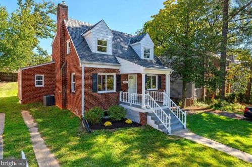 7413 Wildwood Dr, Silver Spring, MD 20912-6927