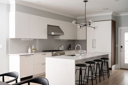 107 Westbourne Ter, Brookline, MA 02446-2205