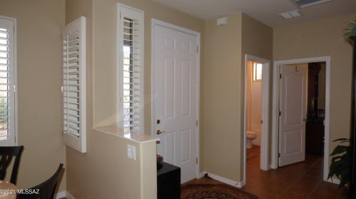 561 Knotwood St, Green Valley AZ 85614-5971 exterior