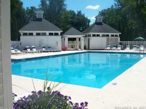 151 Pierce Blvd, Windsor CT  06095-1776 exterior