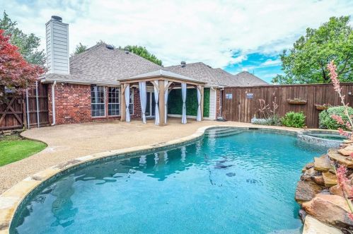 9404 Crossvine Ln, Frisco TX 75035-6030 exterior