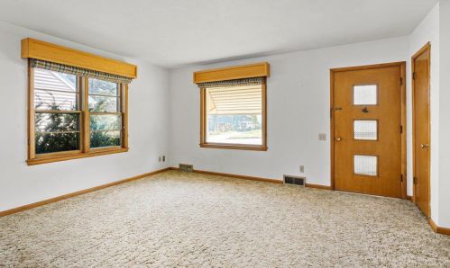 1822 Heath Ave, Madison, WI 53704-3408