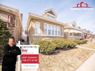 6036 Monitor Ave, Chicago, IL 60646-3923