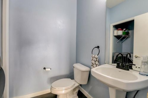 3955 Maple Grove Dr, Madison WI  53719-1842 exterior