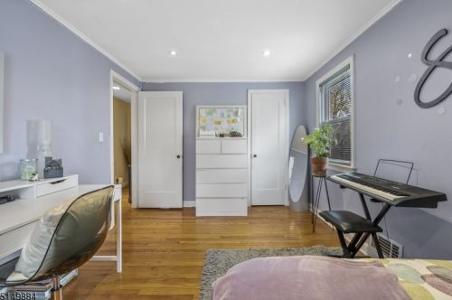 110 Blauvelt St, Teaneck NJ 07666-3862 exterior