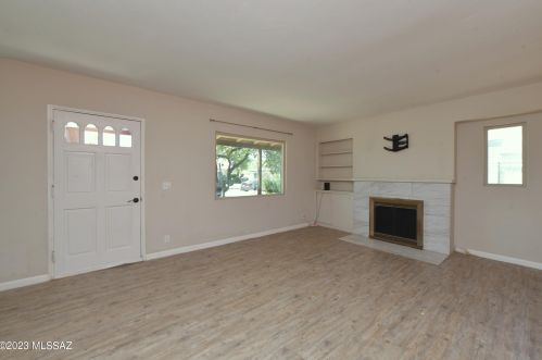 4637 8 St, Tucson AZ 85711-2918 exterior