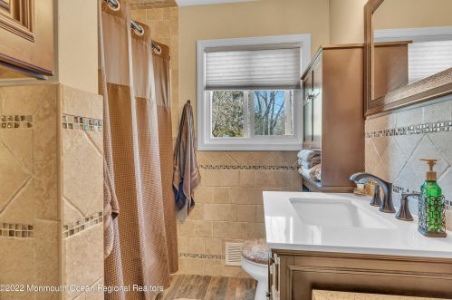 17 Dogwood Dr, Jackson Twp NJ 08527-1342 exterior