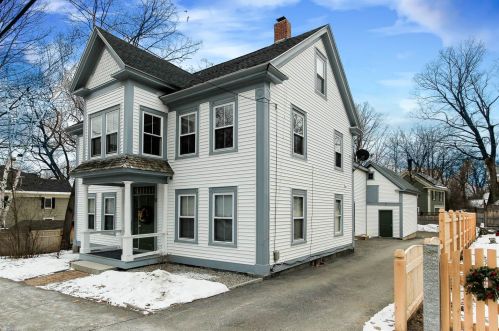 69 Warren St, Concord, NH 03301-3853