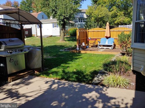 141 Pheasant Run Ln, Hanover PA 17331-9186 exterior