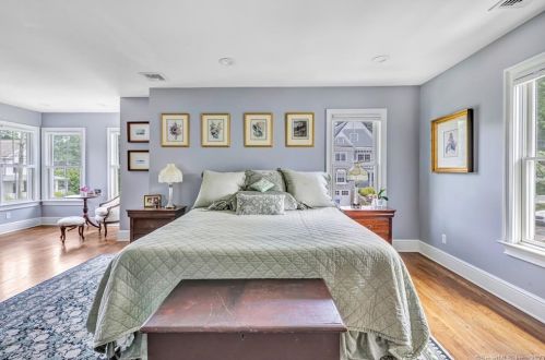 6 Crockett St, Norwalk CT 06853-1611 exterior