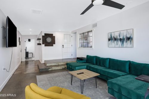 260 Oregon St, Chandler AZ 85225-9524 exterior