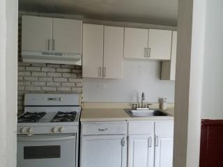 2858 Yorkship Rd, Camden NJ  08104-2804 exterior