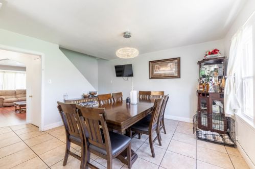 3449 55 St, Chicago IL 60632-3211 exterior