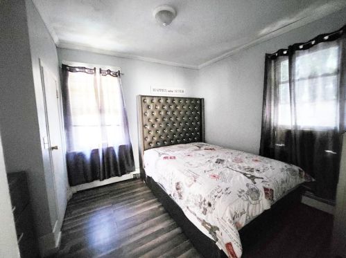 39 Vandewater St, Providence RI 02908-1623 exterior