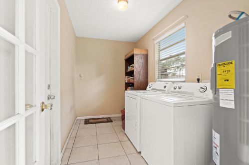 1349 Gastador Ave, Fort Pierce FL 34953-1724 exterior