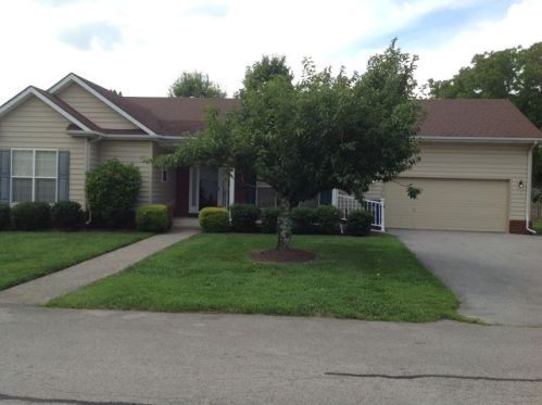 1985 Laclede Ct, Lexington, KY 40505-2013