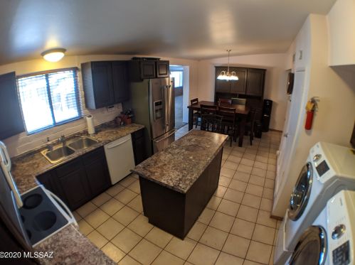 1164 Edgewater Dr, Tucson AZ 85704-2415 exterior