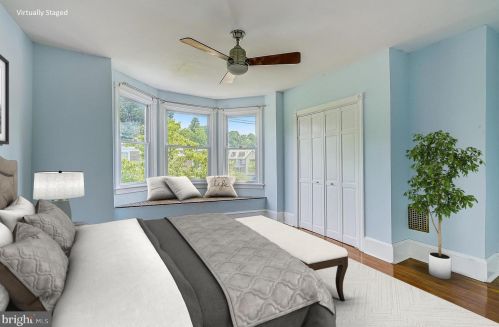 8104 Ardleigh St, Philadelphia PA 19118-3415 exterior