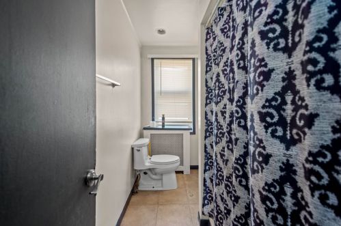 3115 Shadeland Ave, Pittsburgh PA 15212-2620 exterior