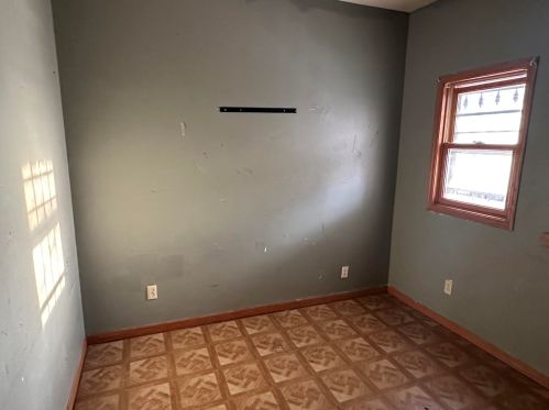 3058 21 St, Milwaukee WI 53206-1634 exterior