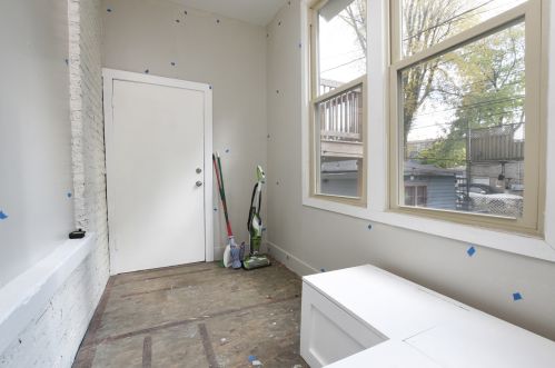 2649 Altgeld St, Chicago IL 60647-1872 exterior