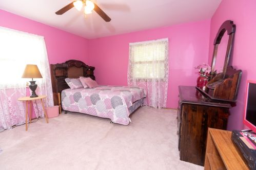 5805 111, Milwaukee WI 53214-2357 exterior