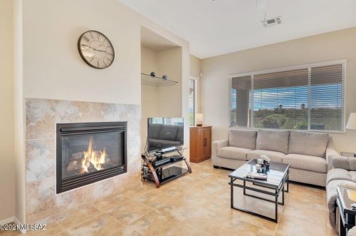 1831 Placita Canoa Azul, Green Valley AZ 85622-8079 exterior