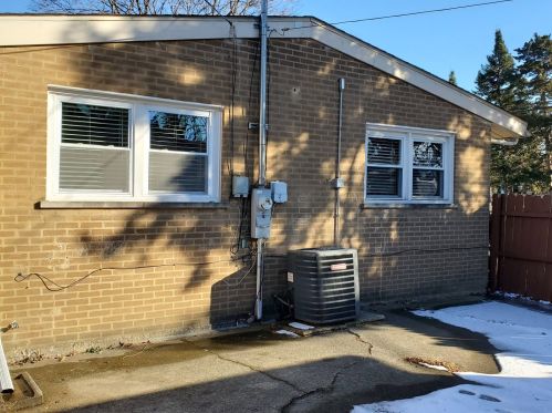 526 Clayton Ave, Hillside IL 60162-1357 exterior