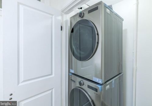 517 Somerset Pl, Washington DC 20011-1244 exterior