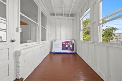 2943 Fairfield Ave, Chicago IL 60625-2719 exterior