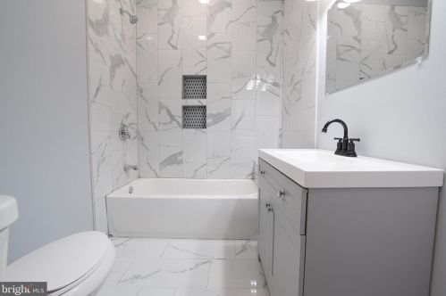 5817 Catharine St, Philadelphia PA 19143-2418 exterior