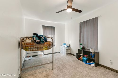 5850 Lee St, Tucson AZ  85712-5606 exterior