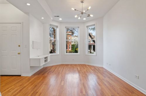 2626 Sawyer Ave, Chicago, IL 60623-4736