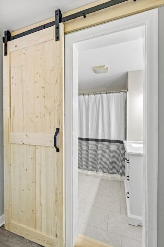 214 Fordyce St, Pittsburgh PA 15210-3269 exterior