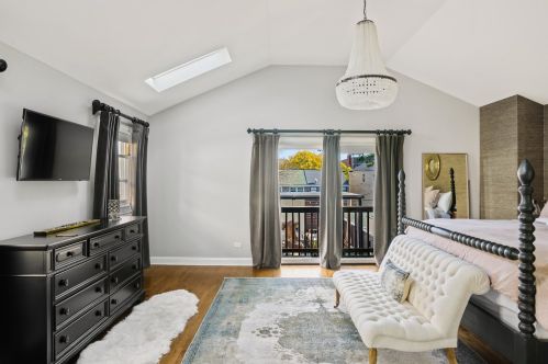 1751 Fairfield Ave, Chicago IL 60632-2211 exterior