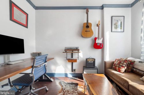 2417 Camac St, Philadelphia PA 19148-3510 exterior