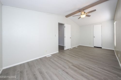 55 King Rd, Tucson AZ 85705-3217 exterior