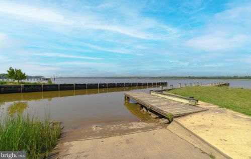 3148 Holland Clf Rd, Huntingtown MD 20639-9725 exterior