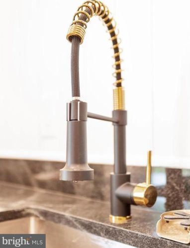 102 Ritchie Ave, Silver Spring MD  20910-5112 exterior