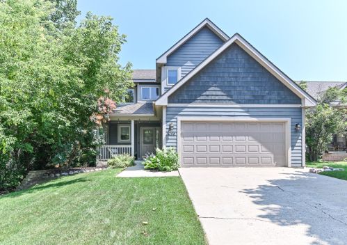 3180 85th St, Milwaukee, WI 53227-4666