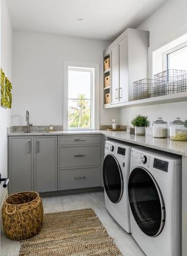 518 21 Ave, Naples FL 34116-6423 exterior