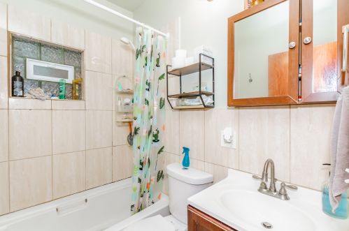 1715 Keating Ave, Chicago IL 60629-5634 exterior