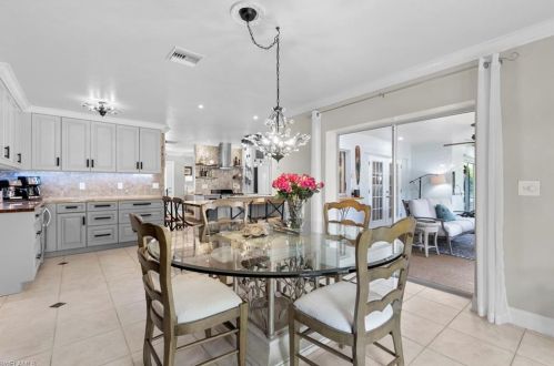 4584 Chippendale Dr, Naples FL 34112-5259 exterior