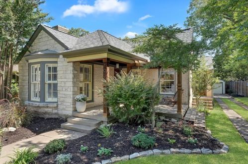 1034 Clinton Ave, Dallas, TX 75208-3611