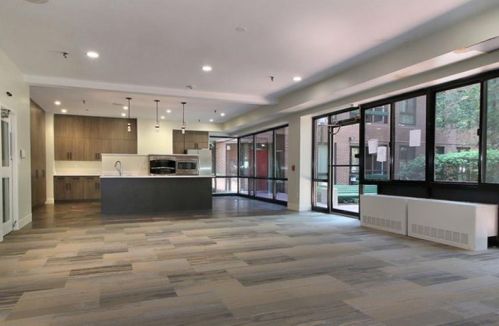 145 Commercial St, Boston MA  02109 exterior